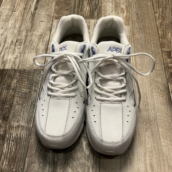 Men’s Apex White and Blue Lace-Up Sneakers Size 10.5 Wide - Picture 1 of 9